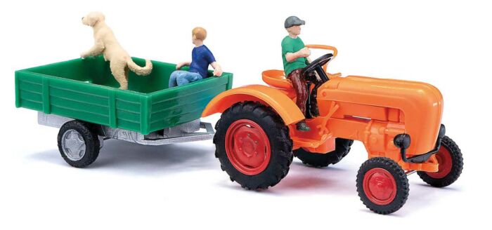 1955 Allgaier A 111 L Farm Tractor w/Trainer and 3 Figures - 50052 : HO