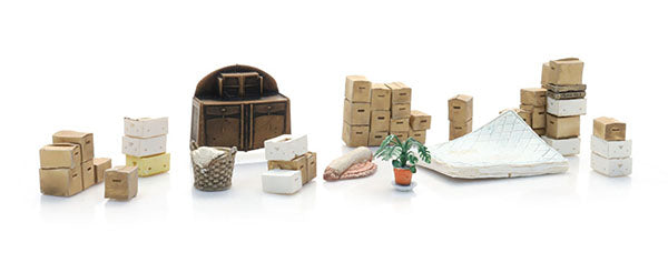 Moving boxes and household effects - 387630 : HO