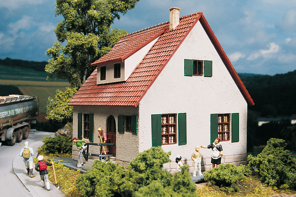 Family House Kit - 61826 : HO