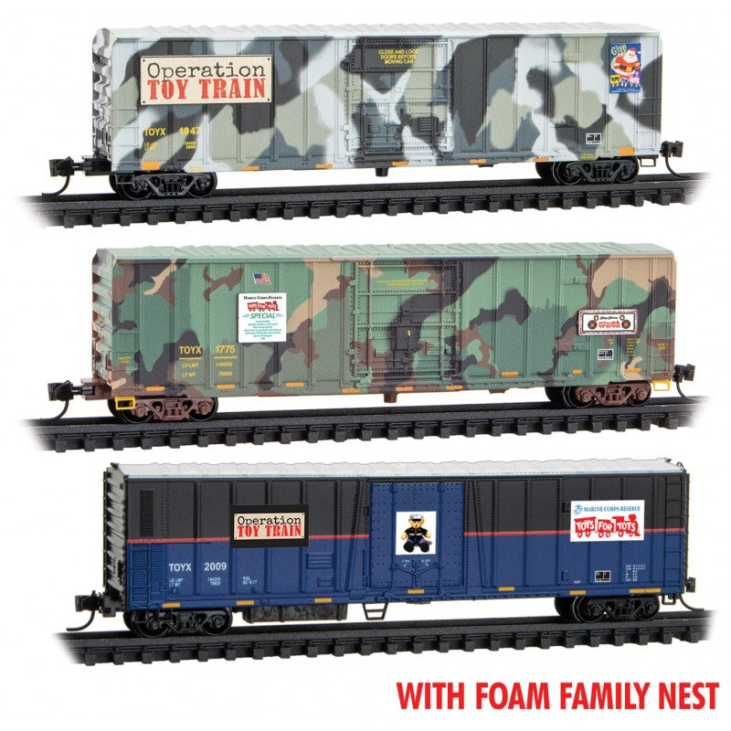 50' Rib Side Plug Door Boxcar (2) TOYX 1947, 1775 & 51' Mechanical Reefer TOYX 2009 Toys for Tots 3-pack - 99302233 : N