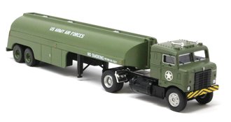 Kenworth Bullnose w/Tanker "U.S. Army" - 85957 : HO