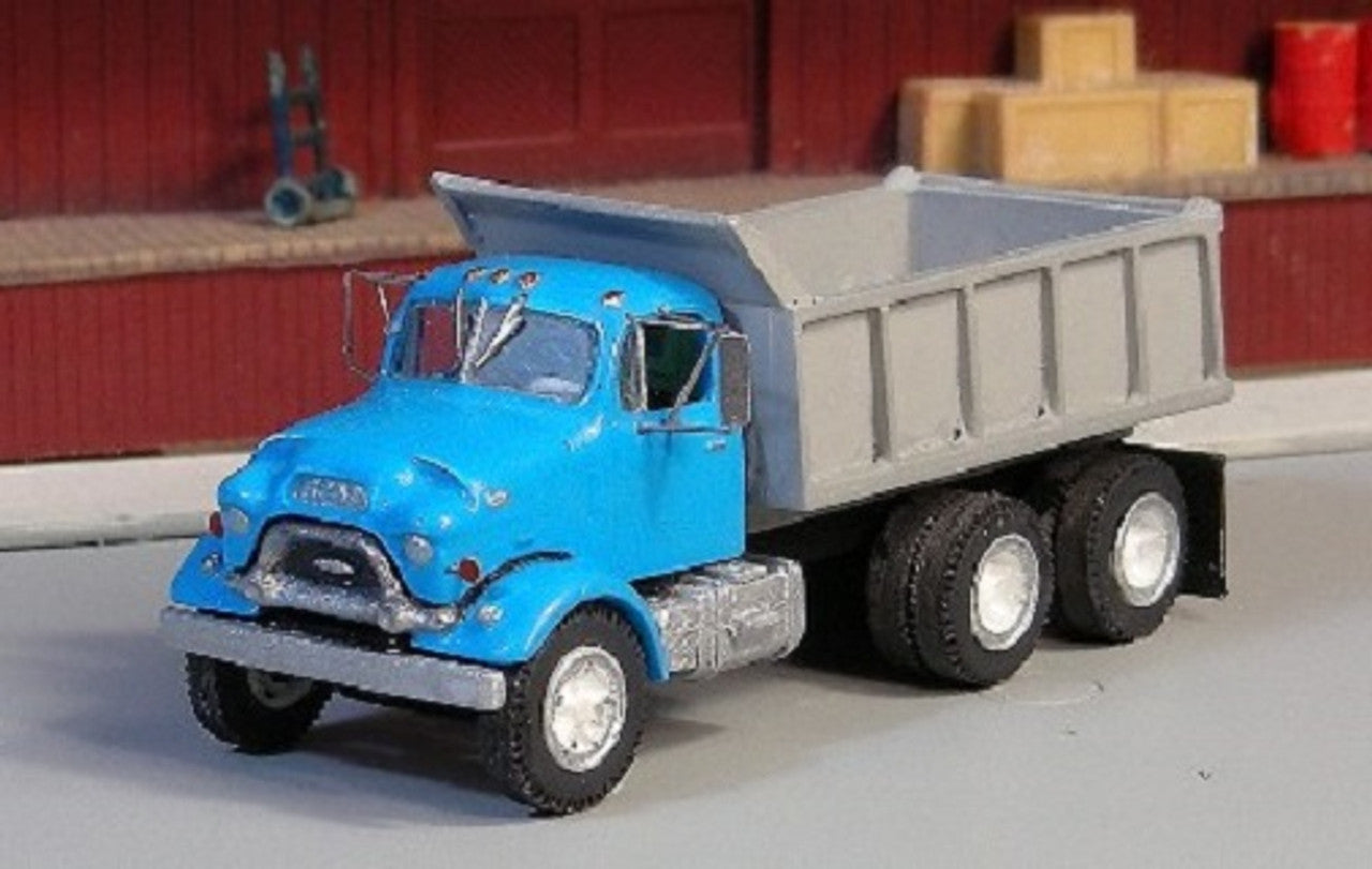 1958-62 GMC 860 Tandem Axle With Dump Body - V186 : HO