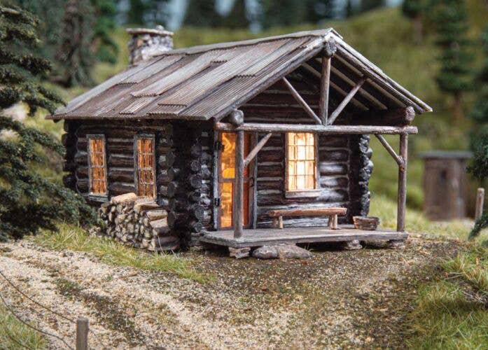 Built-&-Ready(R) Landmark Structures - Assembled - Lighted -- Cozy Cabin - BR4961 : N