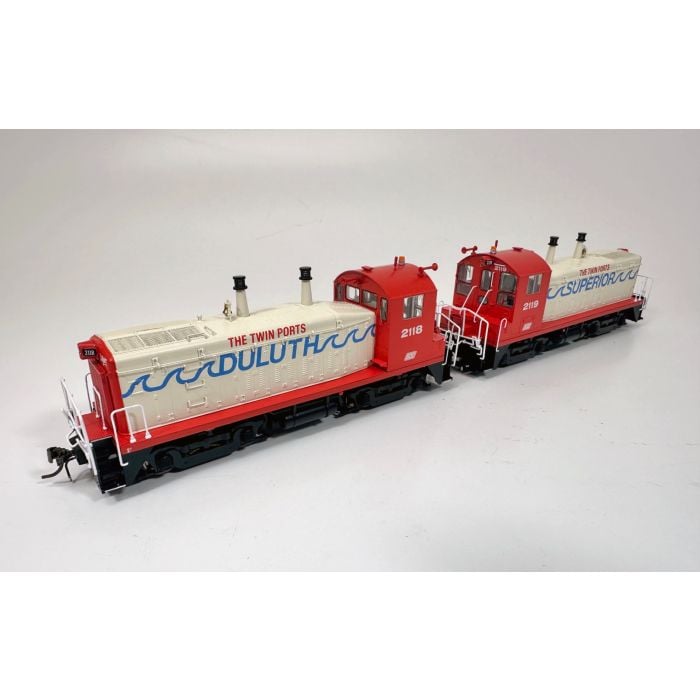 EMD SW9 2-pack (DC/DCC/Sound): Soo Line - Red & White: #2118 + #2119 - 27610 : HO