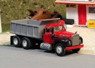 Mack-V222 : HO