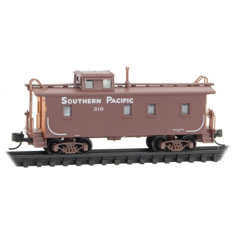 34 FT Wood Sheathed Caboose Southern Pacific SP 319 - 05000240 : N