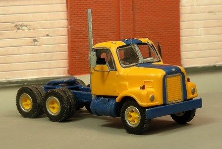 1961-72 International DC-400 "Daisy Duck" Cab Tractor Kit - V287 : HO