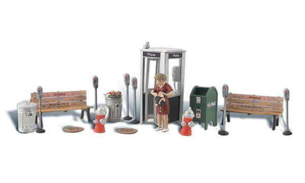 Street Accessories - Scenic Accents pkg (18) - A1941 : HO