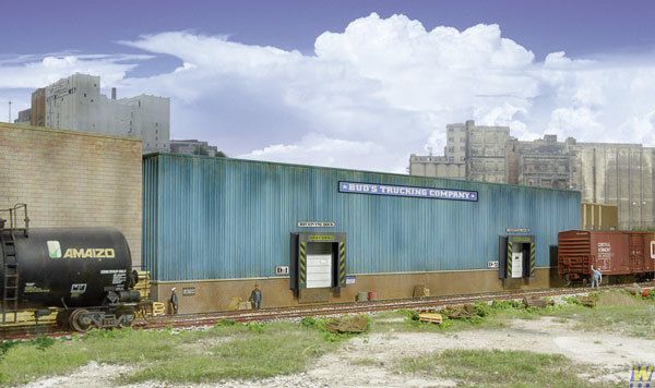 Bud's Trucking Company Background Building -- Kit - 3192 : HO
