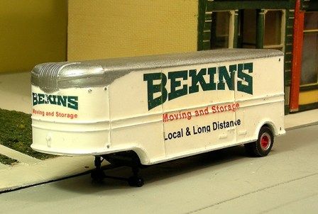 32' Fruehauf Bekins Moving Van (Circa 1947-55) - Unpainted Kit - T0081 : HO
