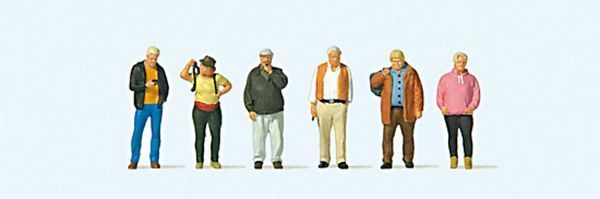 Passers-by/Pedestrians -- pkg(6) - 10724 : HO