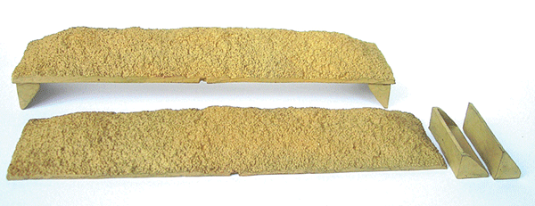 Cast Resin Woodchip Drop In Load for Walthers 36' Woodchip Hopper - 1820 : HO (Copy)