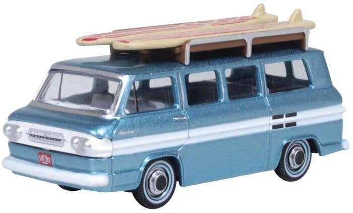 1961 Chevrolet Corvair Greenbrier Passenger Van - Assembled -- Tampico Turquoise, Cameo White - 87CG61001 : HO