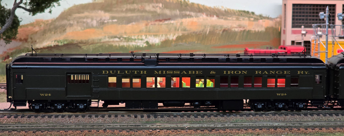 DM&IR 2-car business train set,  "Northland" & Combine W24 : HO