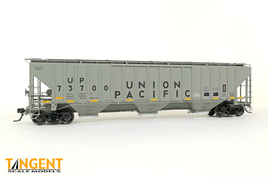 Union Pacific (UP) “CH-100-28” With Conspicuity PS4750 Covered Hopper #73700 - 3637401 : HO