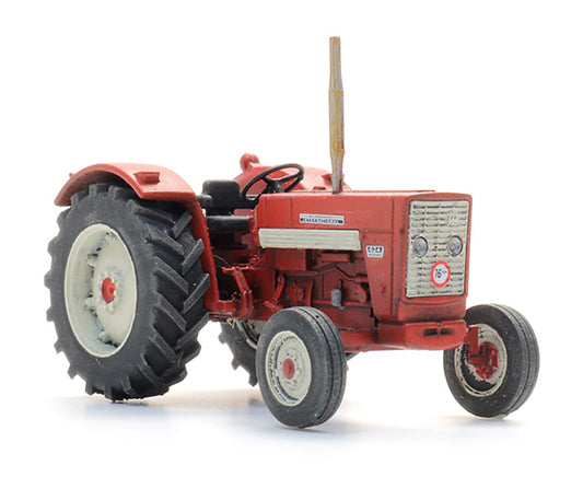 McCormick International 624 Tractor - 387583 : HO