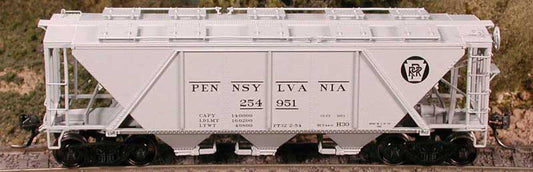 H30 3-Bay Covered Hopper PRR Circle Keystone Gray w/Raised Roof Walk #254990 - 40946 : HO