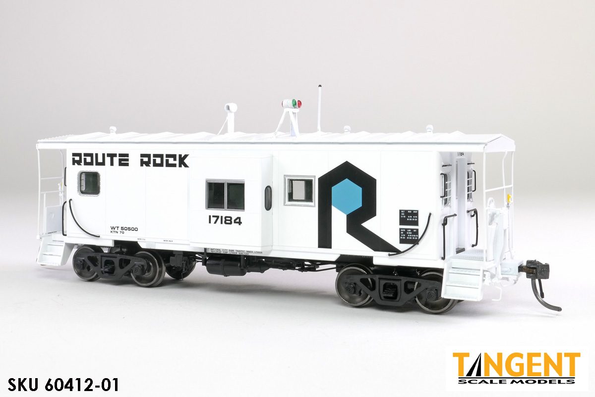 Rock Island Bay Window Caboose w/Red-Green Lights-6041201 : HO