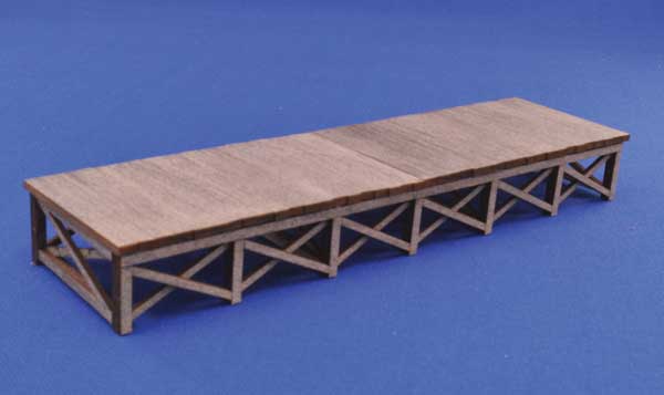 Wood Loading Dock Kit - 172 : HO