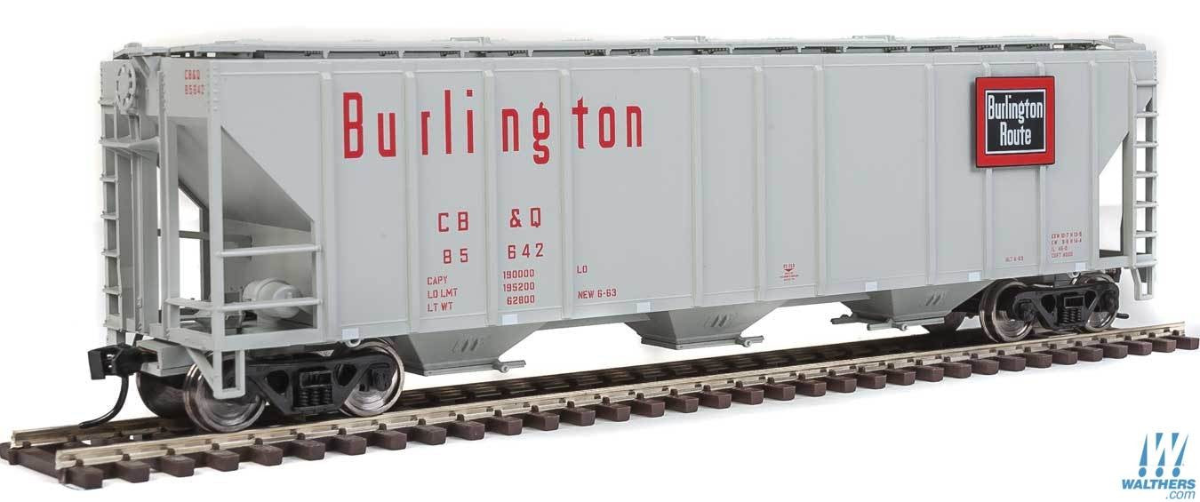 54' PS 4427 CD Covered Hopper Burlington Route CBQ 85642 - 7252 : HO