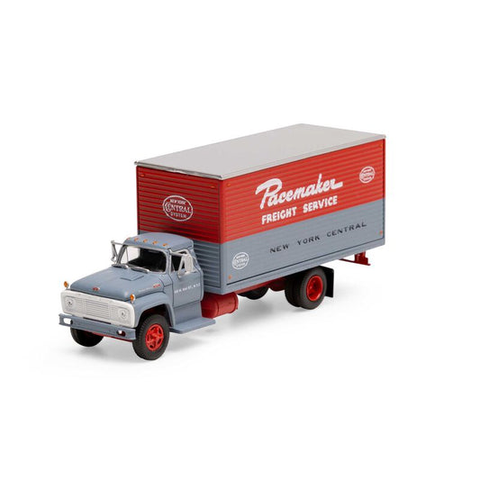 Ford F850 Box Van, New York Central #77 - 10056 : HO
