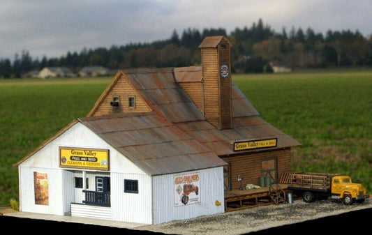 Grass Valley Feed & Seed Laser Cut Wood Kit - 00012 : HO