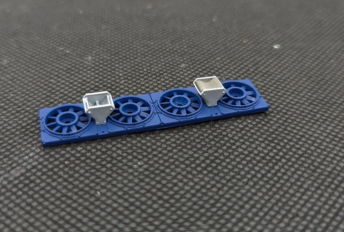 Super Lifting Spark Arrestors – EMD F Unit Mount - 3042 : HO