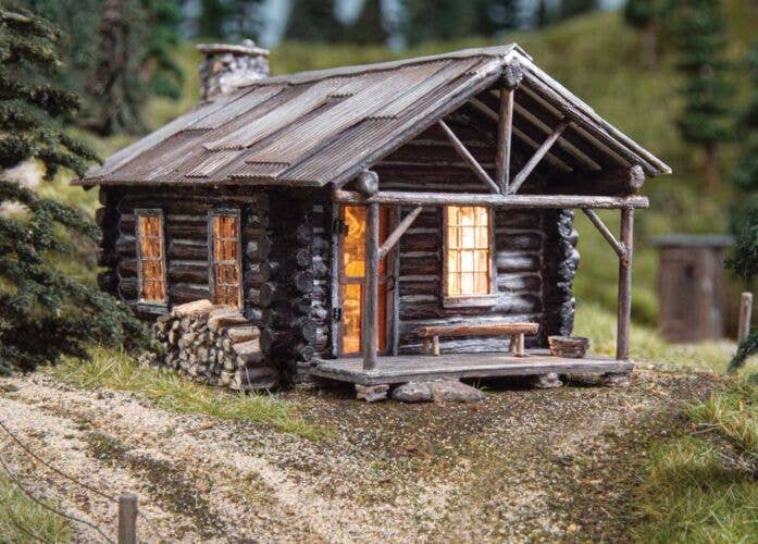 Built-&-Ready(R) Landmark Structures - Assembled - Lighted -- Cozy Cabin - 4961 : N