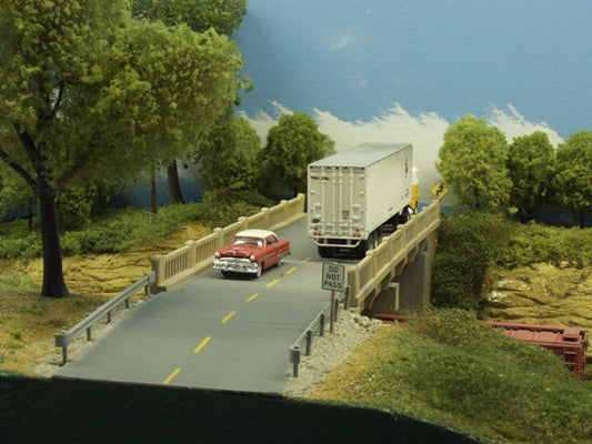 Highway Overpass Roadway 4 22 x 50 scale feet. - 0106 : HO