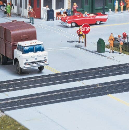 Rubber Mat Style Grade Crossing Kit - 3137 : HO