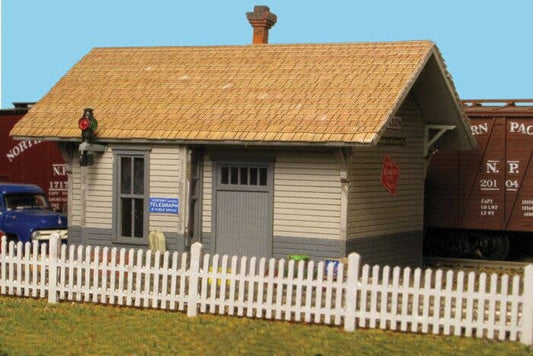 Straight Picket Fence Kit - 2307 : HO