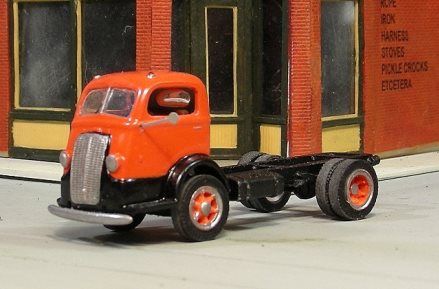 1937-41 International D-400 Cab & Chassis - V152 : HO