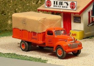 1942-47 Ford w/Stake Body Kit - V228 : HO