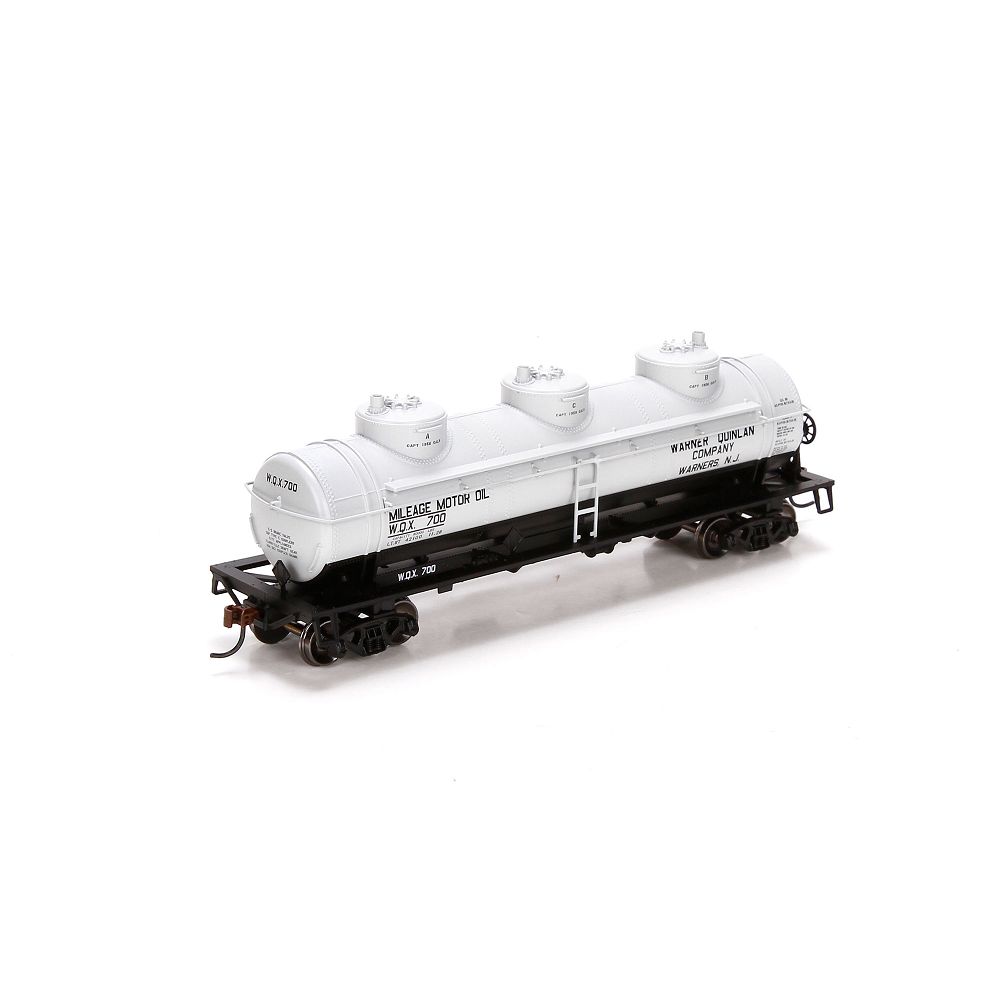 Triple Dome Tank Car Warner Quinlan-74479 : HO