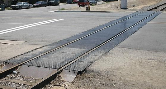Grade Crossing-77 : N