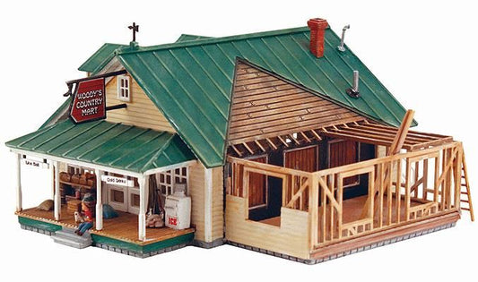 Woody's Country Mart Landmark Structures Plastic Kit - 12900 : HO