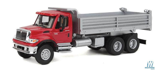 International(R) 7600 3-Axle Heavy-Duty Dump Truck - Assembled - 11662 : HO