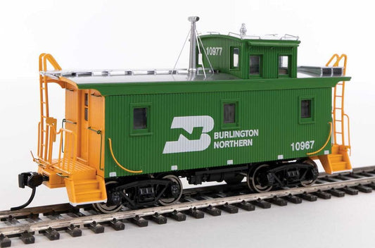DM&IR Class G2 Wood Caboose Burlington Northern BN 10967 - 103457 : HO