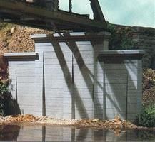Concrete Stepped Retaining Wall - 9820 : N