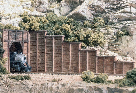 Timber Retaining Wall - C1160 : N