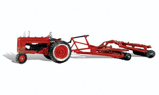 Tractor & Disc Auto Scenes - AS5564 : HO