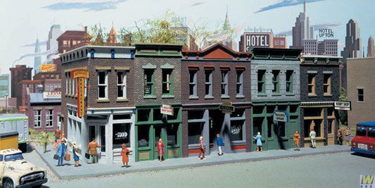 Plastic Kit-3028 : HO