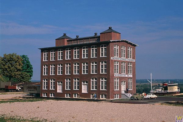 Front Street Warehouse Kit - 3069 : HO