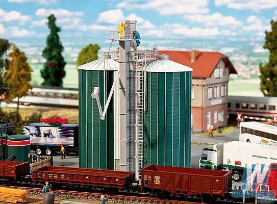 Industrial Silo-120260 : HO