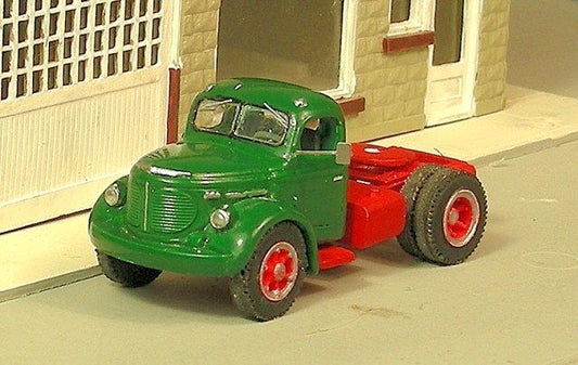1940-1949 REO Highway Tractor Resin Kit - V304 : HO